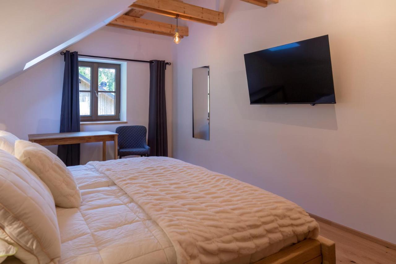 Villa Richterberg With Sauna & Hot Tub スロヴェニ・グラデツ エクステリア 写真